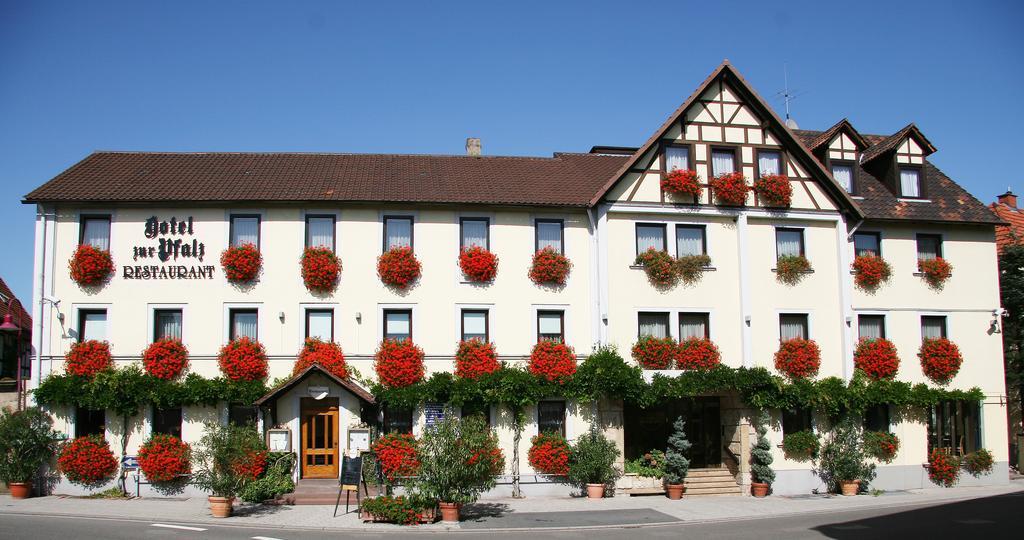 Hotel Zur Pfalz Kandel Eksteriør bilde